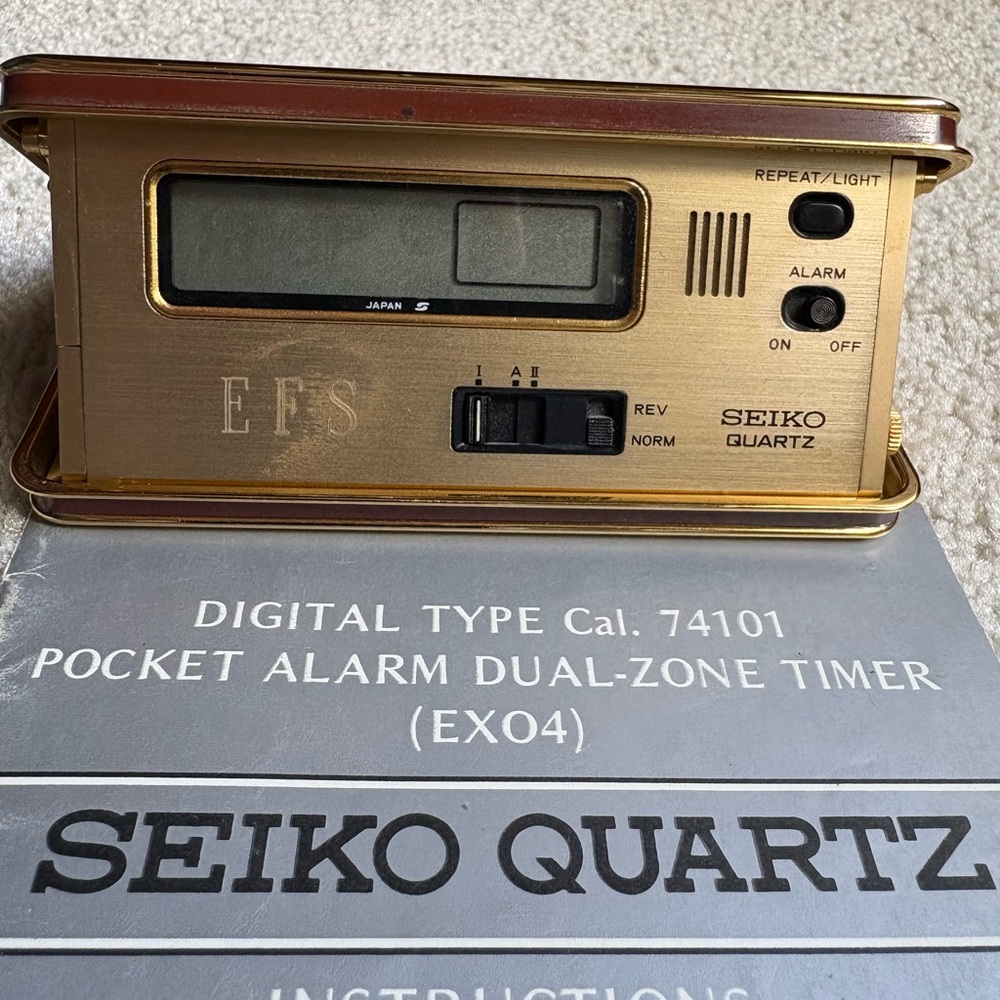 Seiko Quartz Gold Dual-Zone Travel/Pocket Alarm Clock